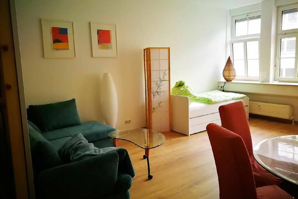 Apt Next To Nuremberg Central-Station, Fair 10Min Exterior photo